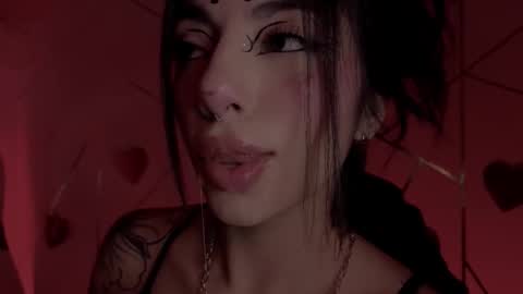 Snapshot of hollyxx_ chatting on February 28, 6:03 am holly online show from February 28, 6:03 am