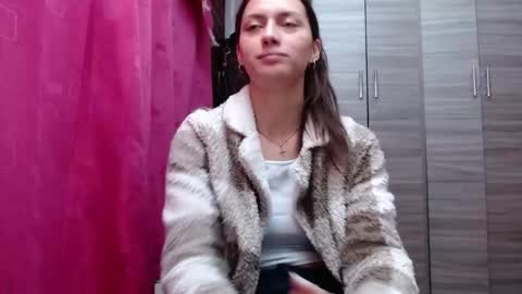 Juli online show from March 2, 7:15 am