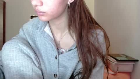 Juli online show from March 29, 5:07 am