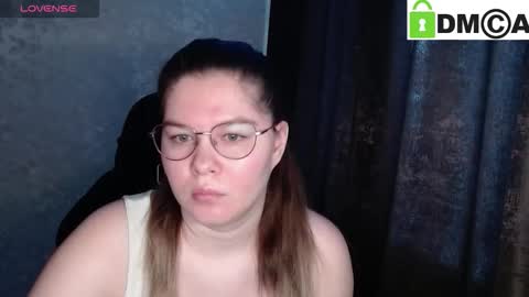 Snapshot of holy_michela chatting on February 3, 6:00 am Welcome guys Pleasure to see you all here My name is MichaelaTip menu is active Private is open online show from February 3, 6:00 am