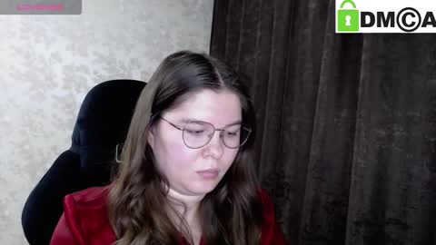 Snapshot of holy_michela chatting on February 11, 5:18 pm Welcome guys Pleasure to see you all here My name is MichaelaTip menu is active Private is open online show from February 11, 5:18 pm