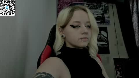 Snapshot of holy_mistresss chatting on July 14, 8:08 am holy_mistresss online show from July 14, 8:08 am