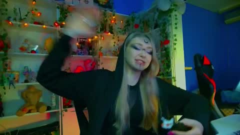 Rumi online show from November 1, 11:34 am