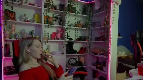 Rumi online show from November 30, 10:08 am