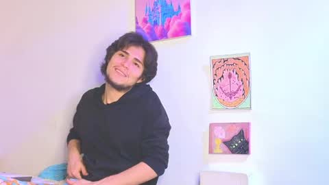 Snapshot of holy_taby_ chatting on May 31, 6:21 am online show from May 31, 6:21 am