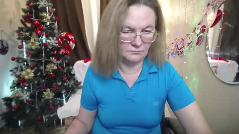 holymilfa online show from December 4, 2:04 pm