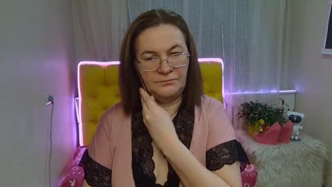 holymilfa online show from February 1, 7:36 am