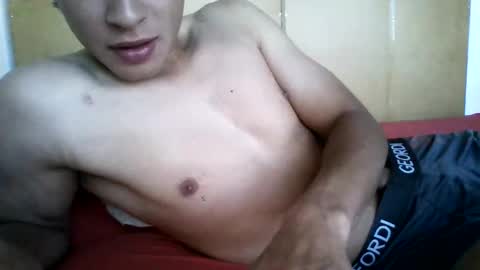 juan chard homme online show from June 11, 5:38 am