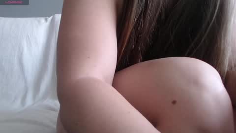 Snapshot of hondagirl chatting on February 19, 11:39 am twitter HondaGirlxxx online show from February 19, 11:39 am