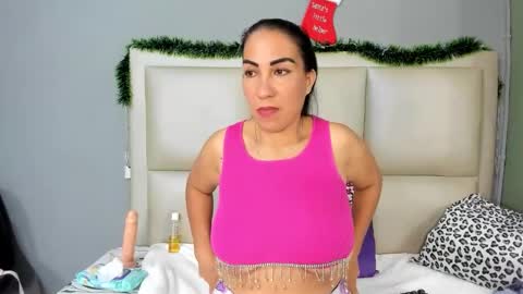 Honey online show from December 2, 8:15 pm