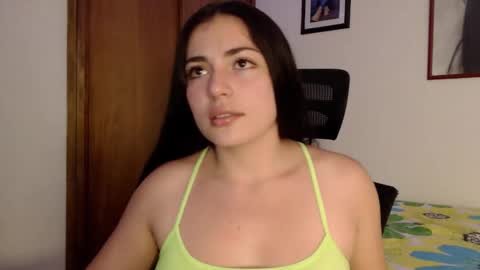 Snapshot of honey_aynur chatting on September 24, 7:28 pm Honey Aynu online show from September 24, 7:28 pm