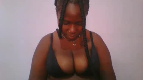 Snapshot of honey_beb chatting on October 23, 8:13 am honey_beb online show from October 23, 8:13 am