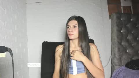 honey_darcy online show from May 3, 3:56 am