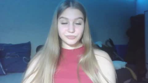 honey_lolaaa online show from October 19, 1:23 pm
