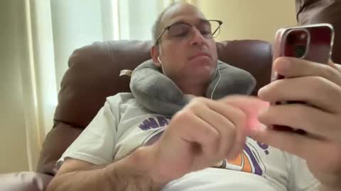 honey_man14 online show from October 19, 3:23 pm