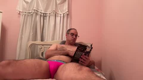 honey_man14 online show from November 6, 6:31 pm