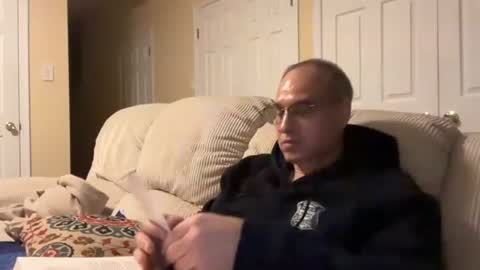 honey_man14 online show from December 17, 3:12 am