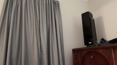 honey_man14 online show from March 4, 6:36 pm