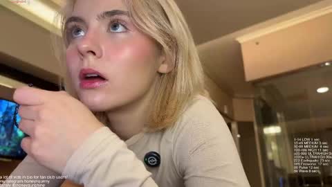 Snapshot of honey_sunshine chatting on April 27, 7:06 am Jenyanew vid how I squirt in forest in bio online show from April 27, 7:06 am