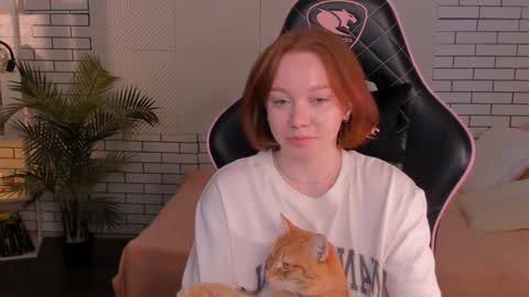 Snapshot of honeyautumn chatting on December 11, 5:32 am honeyautumn online show from December 11, 5:32 am