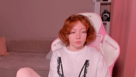 Snapshot of honeyautumn chatting on January 6, 3:20 am honeyautumn online show from January 6, 3:20 am