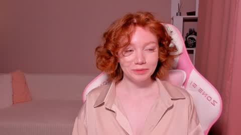 Snapshot of honeyautumn chatting on January 12, 12:28 am honeyautumn online show from January 12, 12:28 am