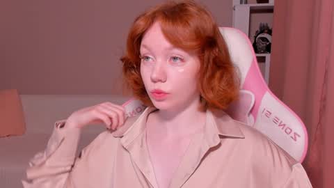 Snapshot of honeyautumn chatting on January 26, 12:16 am honeyautumn online show from January 26, 12:16 am