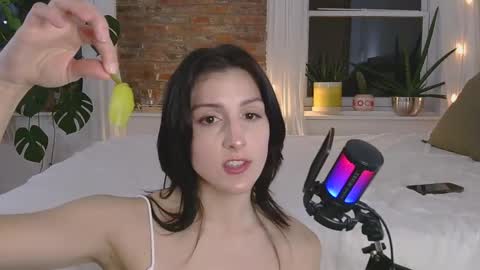 honeybbxx online show from March 6, 12:21 am