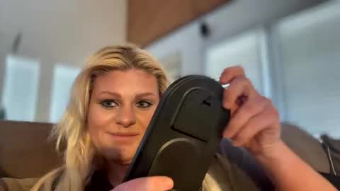 honeybuhnny online show from March 2, 1:08 am