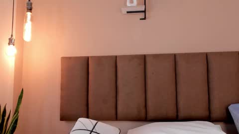 honeygray02 online show from December 20, 3:35 am