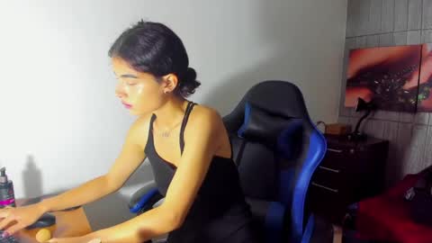 HONEY LUXE online show from June 6, 4:17 am