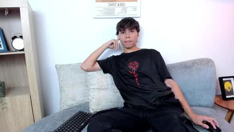 honeymoon_sariel online show from November 28, 8:44 pm