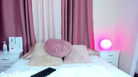 honeymoon_sariel online show from November 30, 8:57 pm