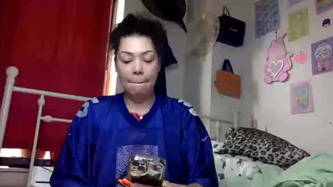 Snapshot of honeyruby chatting on October 14, 1:45 pm Ruby Sparks online show from October 14, 1:45 pm