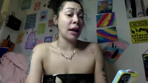 Snapshot of honeyruby chatting on November 29, 5:49 pm Ruby Sparks online show from November 29, 5:49 pm