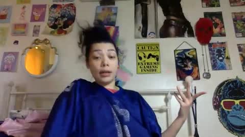 Snapshot of honeyruby chatting on December 16, 4:23 pm Ruby Sparks online show from December 16, 4:23 pm