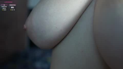 Snapshot of honeytitss018 chatting on July 31, 12:48 pm honeytitss018 online show from July 31, 12:48 pm