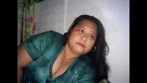 Snapshot of honeyvonz chatting on March 18, 9:18 pm Merry online show from March 18, 9:18 pm