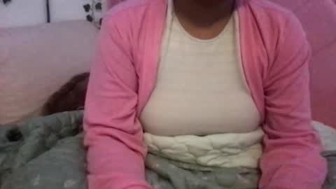 honeyyy89 online show from May 8, 1:33 am