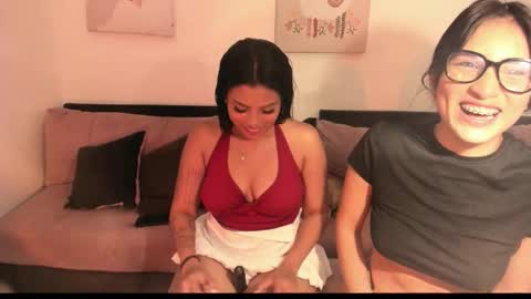 Snapshot of honney7516088 chatting on September 27, 1:43 am honney7516088 online show from September 27, 1:43 am