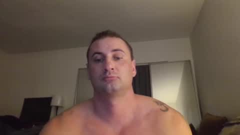 Snapshot of honorablyrespectedgent chatting on October 14, 3:51 am Andrew online show from October 14, 3:51 am