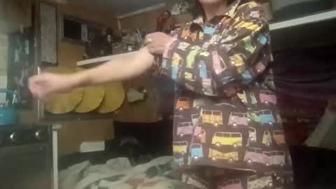 hoodoou online show from January 10, 2:57 am