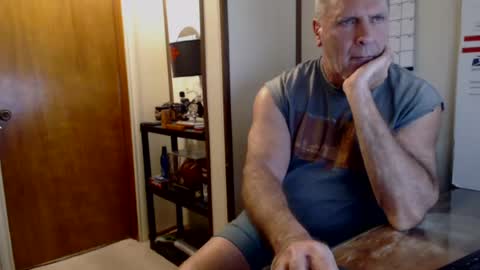 Jayson online show from July 12, 6:21 pm