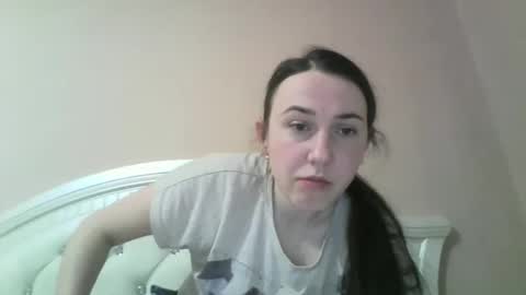 hootloove69 online show from March 8, 8:01 pm