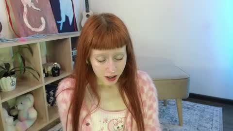LINA AND VICKY online show from May 29, 5:49 am