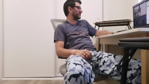 hopefulguy86 online show from May 15, 11:01 pm