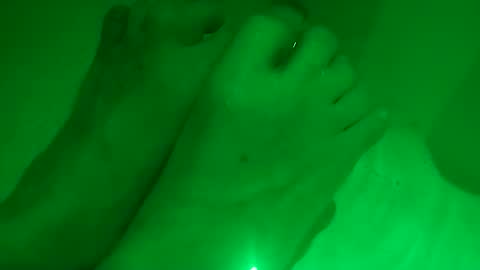 Snapshot of hopeless_believer chatting on October 26, 3:01 am hopeless_believer online show from October 26, 3:01 am