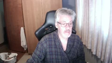 horndoggy online show from May 30, 10:23 am