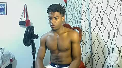 Snapshot of horneyguy2399 chatting on February 7, 9:26 pm sugarbaby online show from February 7, 9:26 pm