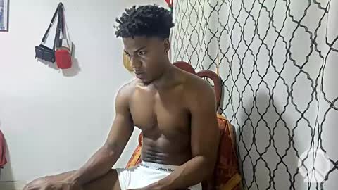 Snapshot of horneyguy2399 chatting on March 2, 5:25 pm sugarbaby online show from March 2, 5:25 pm